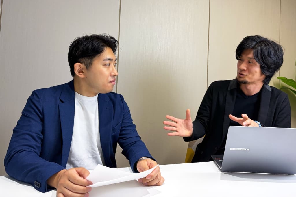 対談の様子（藤井 佑機様と空野 正輝）